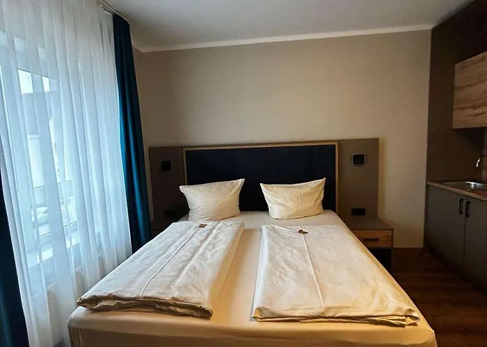 Hotel Arthotel Ana Petite 3*