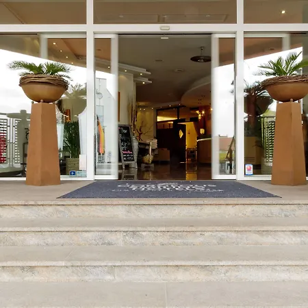 Szálloda Arthotel Ana Petite 3*
